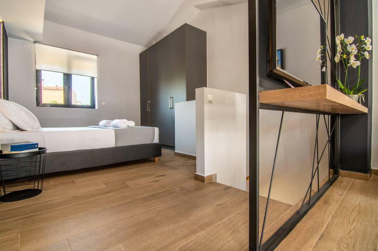 Mos Luxury City Suites - The Loft Chania  Exteriör bild